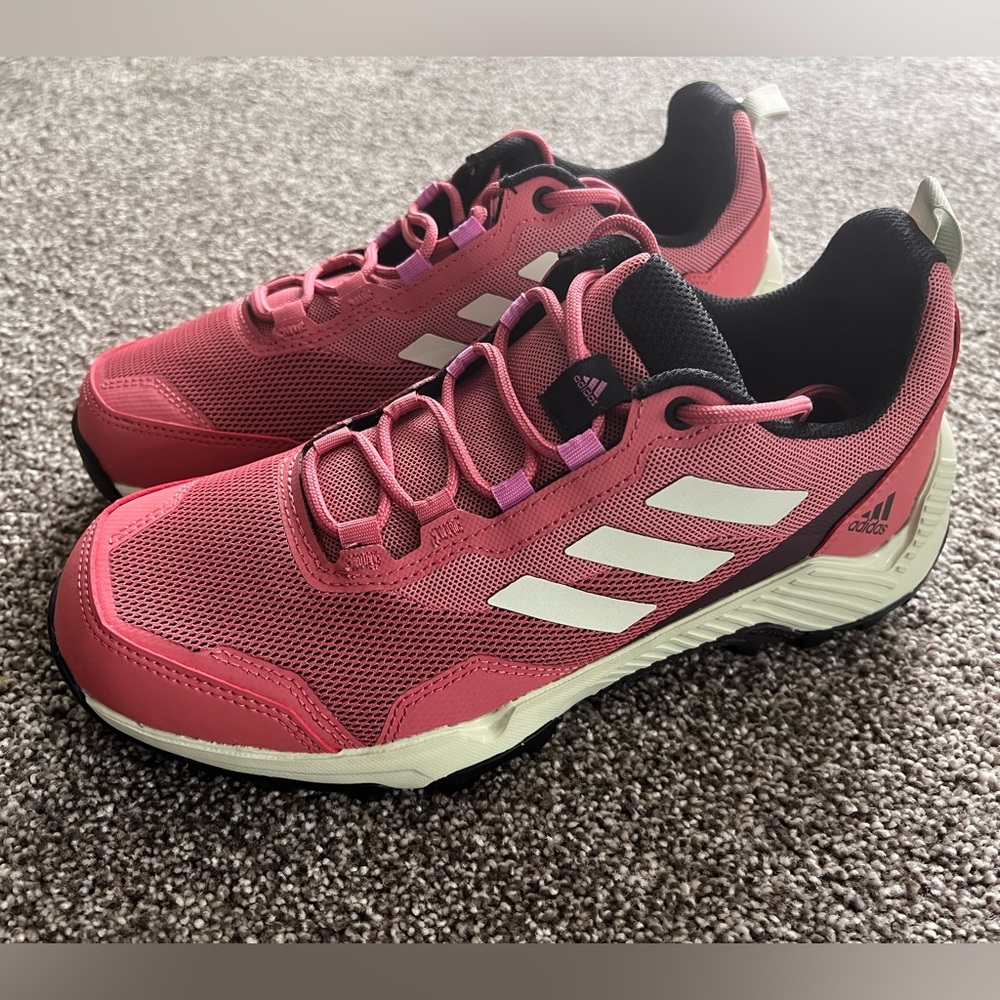 NWOT Adidas Traxion hiking shoes